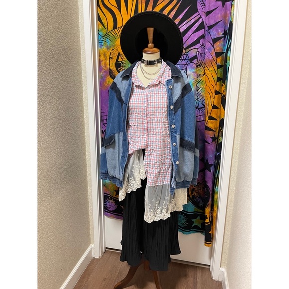 🌈 Lovely Vintage plaid lace button top - Picture 10 of 11